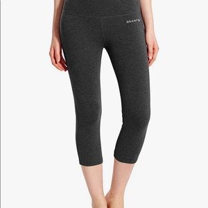 Baleaf gray cropped workout pants